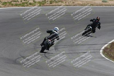 media/Apr-20-2025-AHRMA (Sun) [[393a79c373]]/Race/Group 7/Turn 4b/